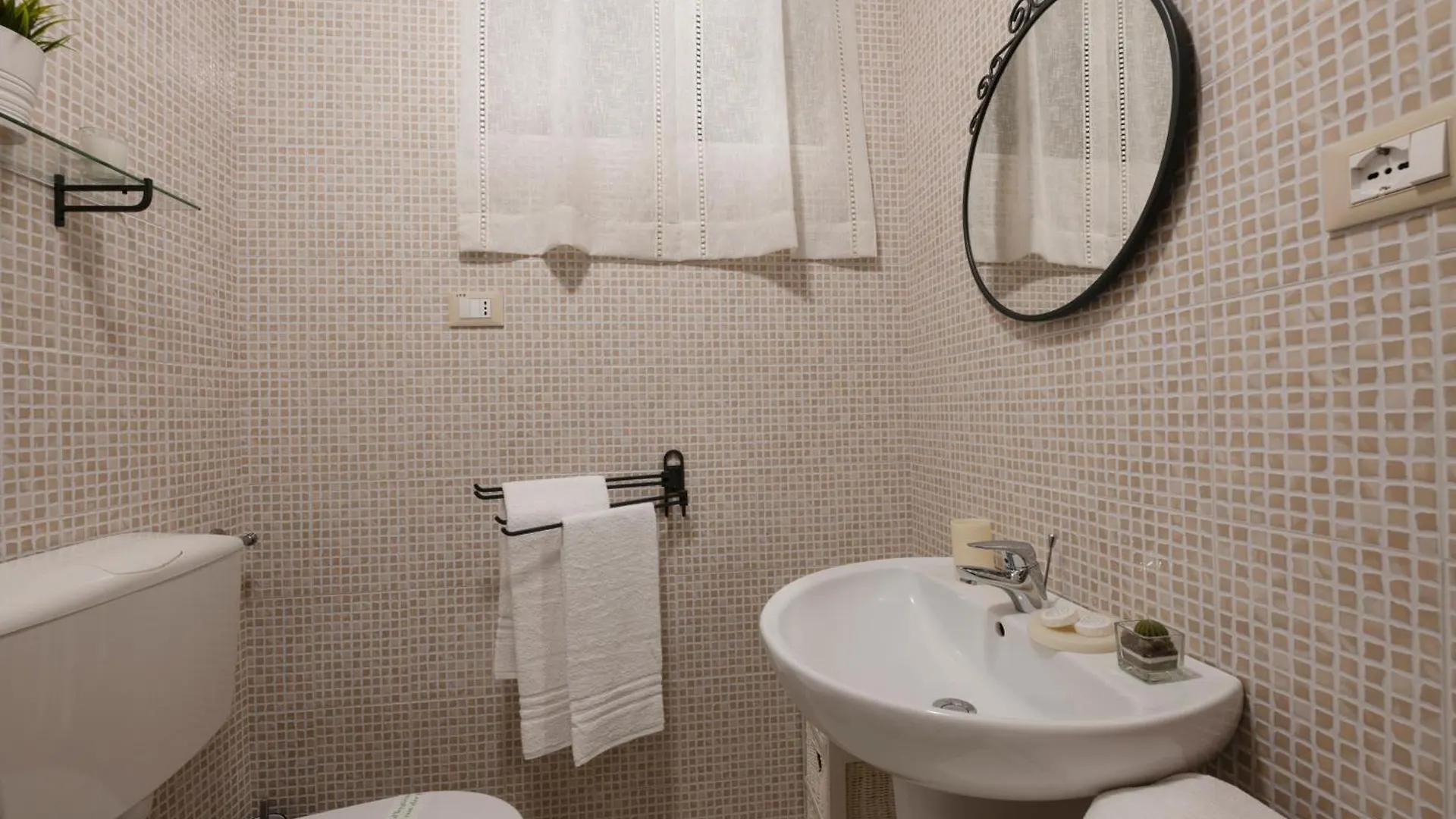 Maison Michelle - Homy 5 Terre Vernazza 0*,  Italy